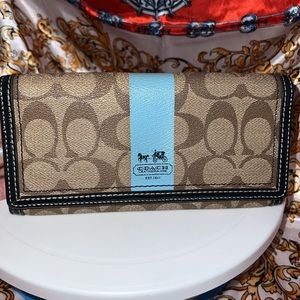 Vintage Coach Leatherware EST 1941 Wallet